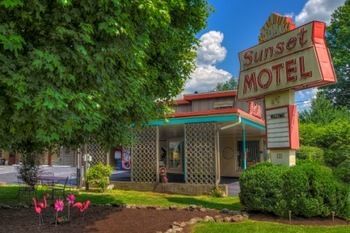 The Sunset Motel Brevard Exteriör bild